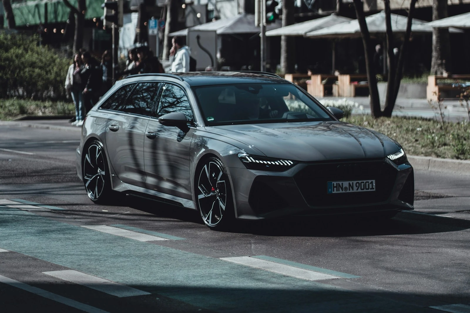 Audi RS6 Avant photographed before a wrap concept